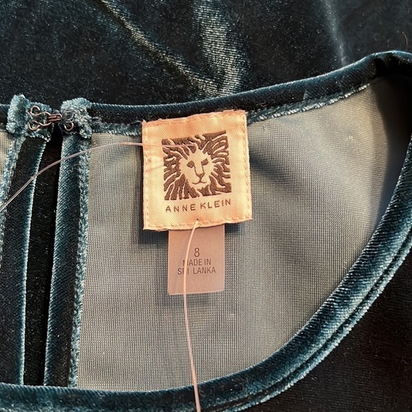 ANNEKLEIN VELVET DRESS EMERALD - Picture 7 of 8